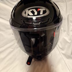Motorcycle helmet
