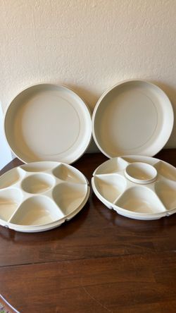Tupperware lot 2 snack travel trays with lids
