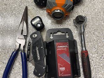 Tools 1/4 Ratchet  LED Headlamp Box Cutter Pliers 