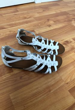 Girls sandals size 5