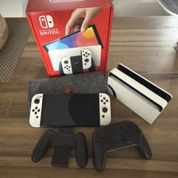 Nintendo Switch OLED With Case, box and accessories. 