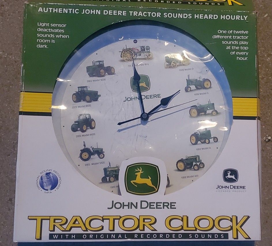John Deere Tractor Clock
