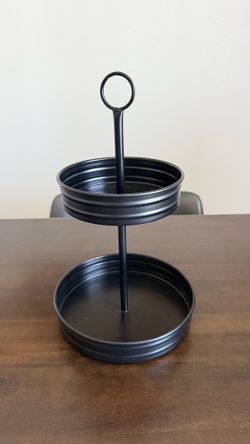 Two-tier organizer