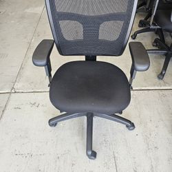OM Ys72 Office Chairs