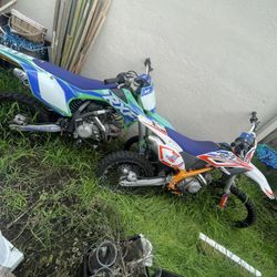 APOLLO DIRTBIKES(BRAND NEW)