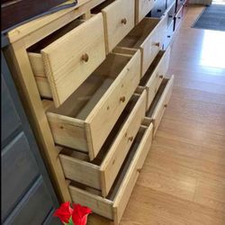 9 Drawer Dresser