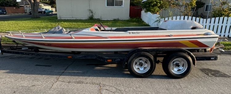 Malibu Sportster Boat