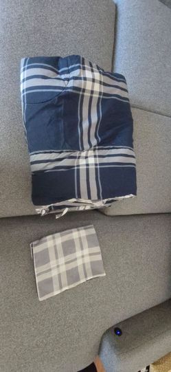 Twin XL comforter and sham set