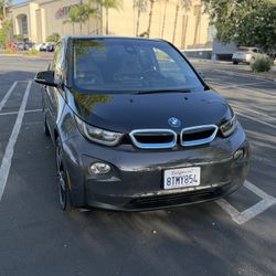 2015 BMW i3 Loaded - Low Mileage 