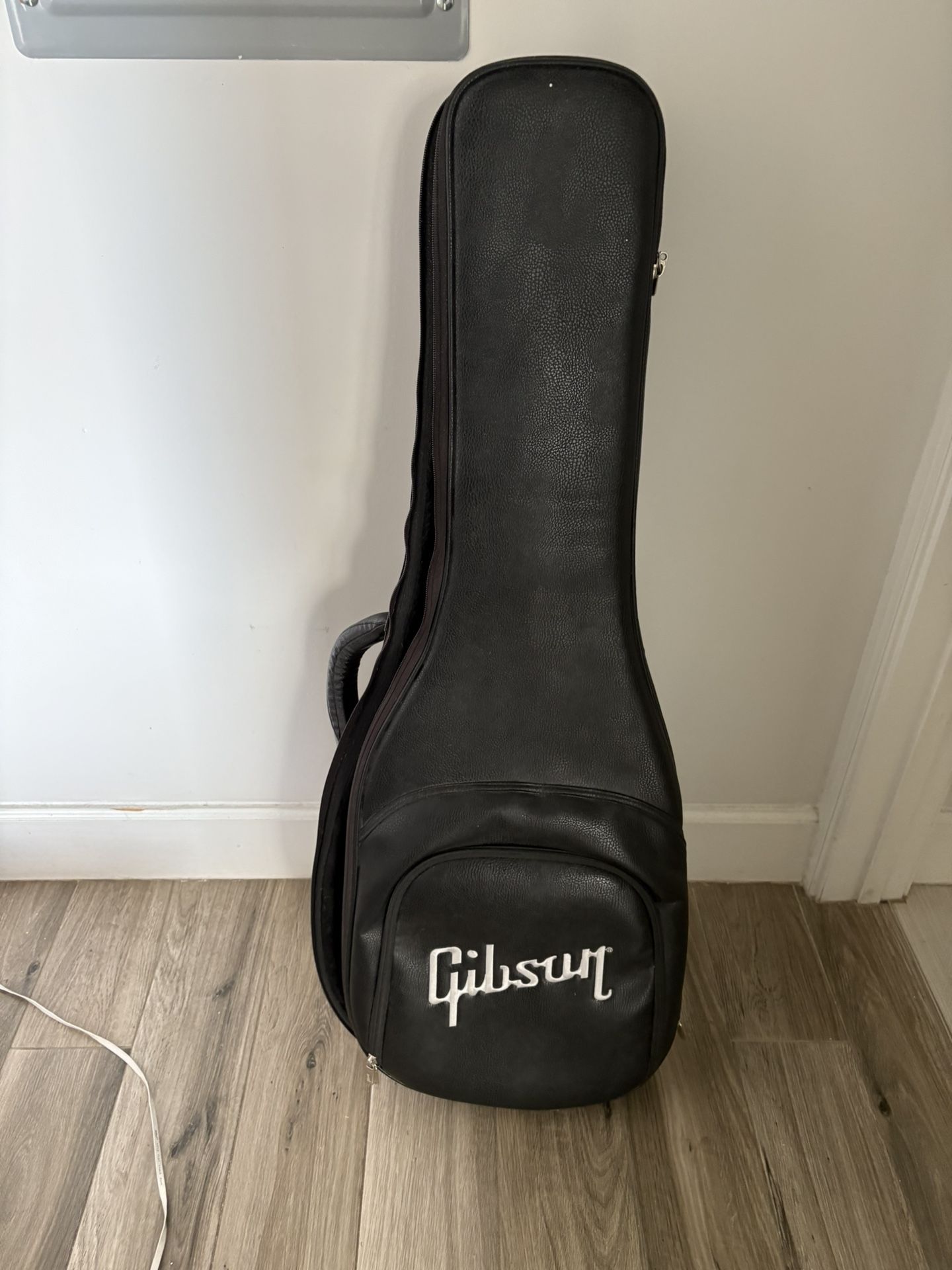 Gibson les paul Case Leather