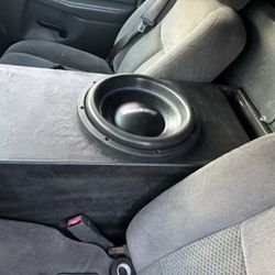 Synergy wfo 12 d2 2500 rms 78 pound woofer with box tuned to 32 hz 