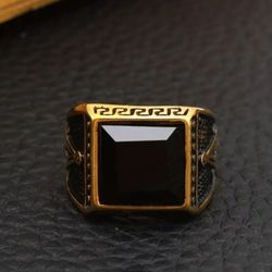 Unique One-of-a-Kind Men's King's Vintage Black Lettering Ring - SIZE 14 **Black/Gold