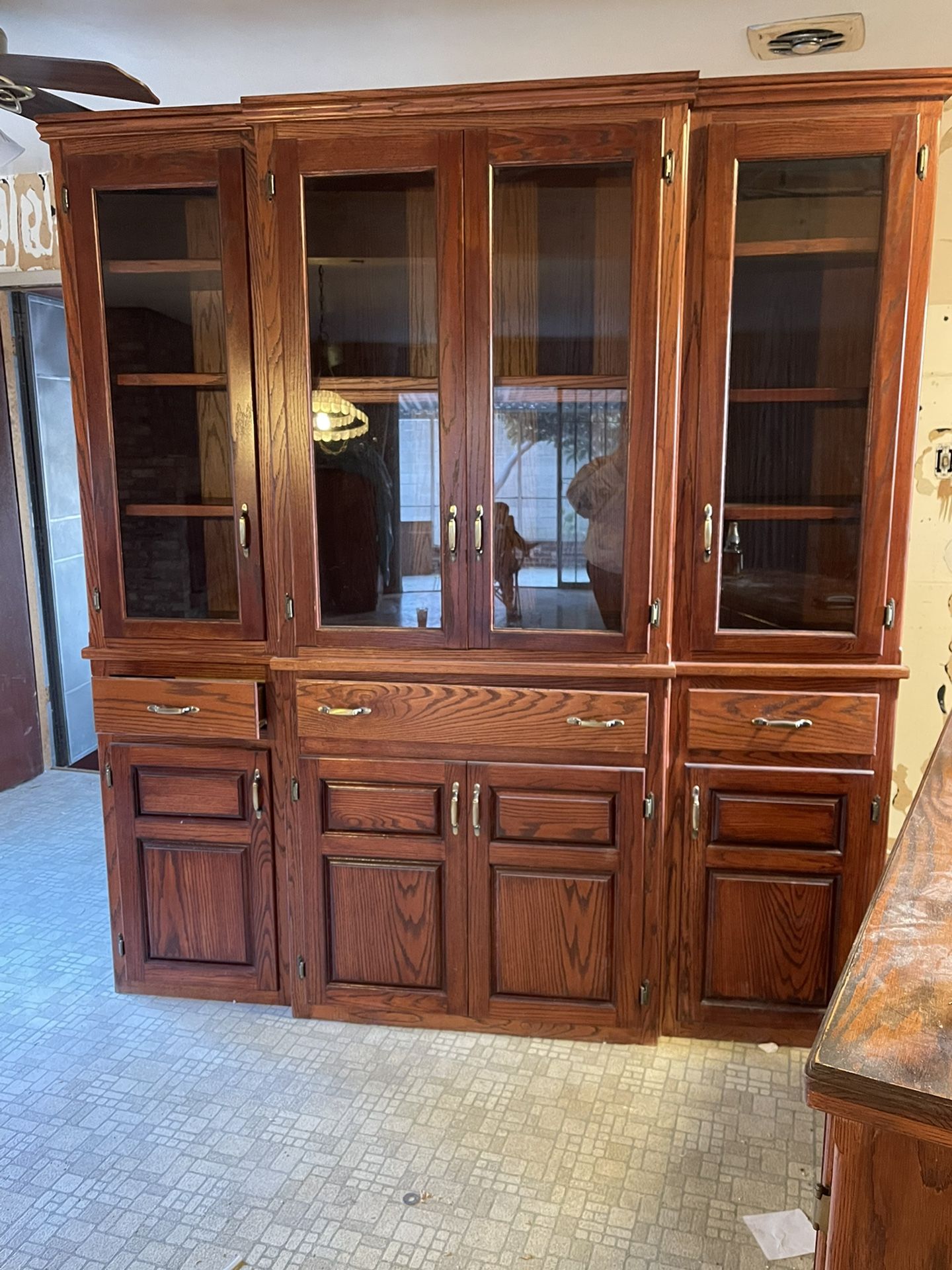 China Cabinet 65X84