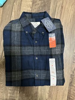 NWT St. John's Bay Super Soft Navy Plaid Flannel