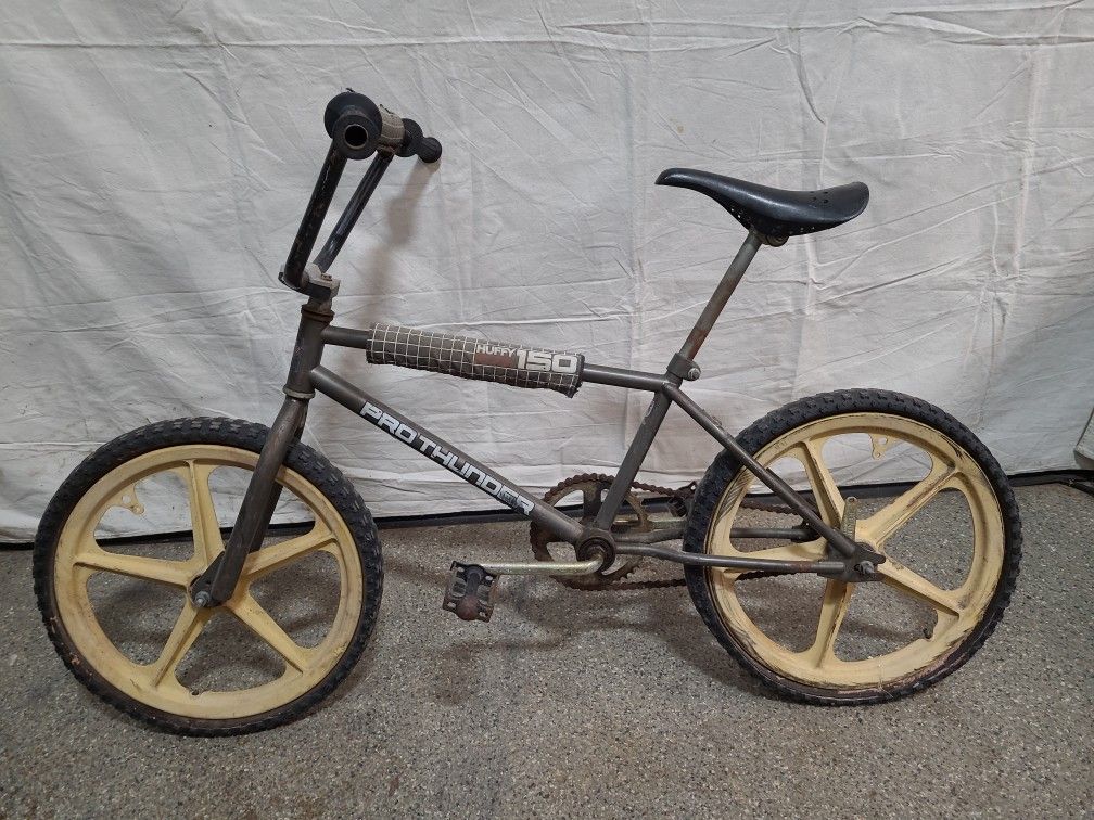 1970's Huffy Pro Thunder BMX bike