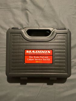 Brake pad / caliper set