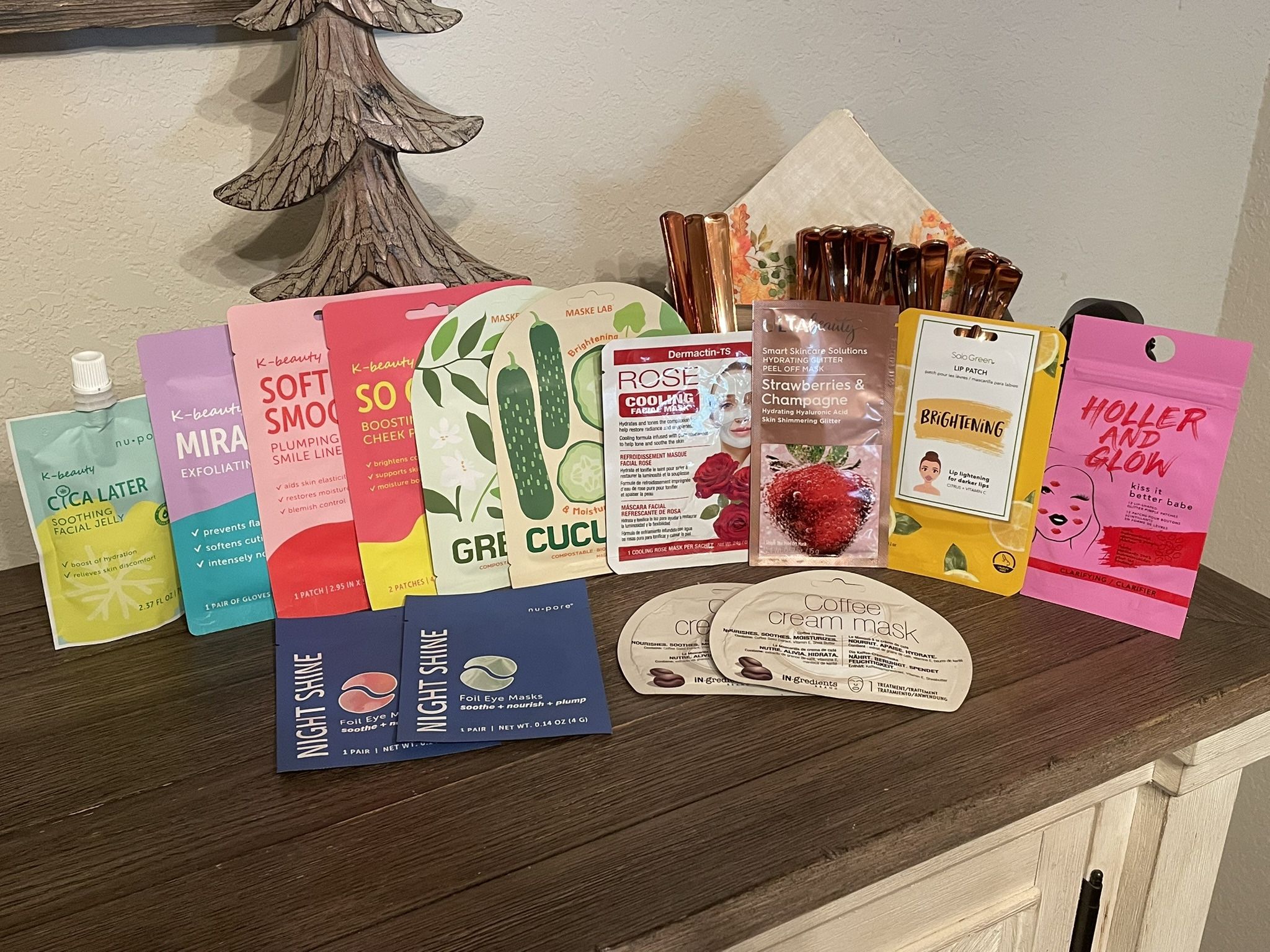 New skin care. Check my profile for more great items.