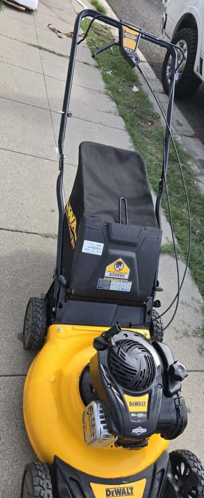 Podadora Dewalt Gas