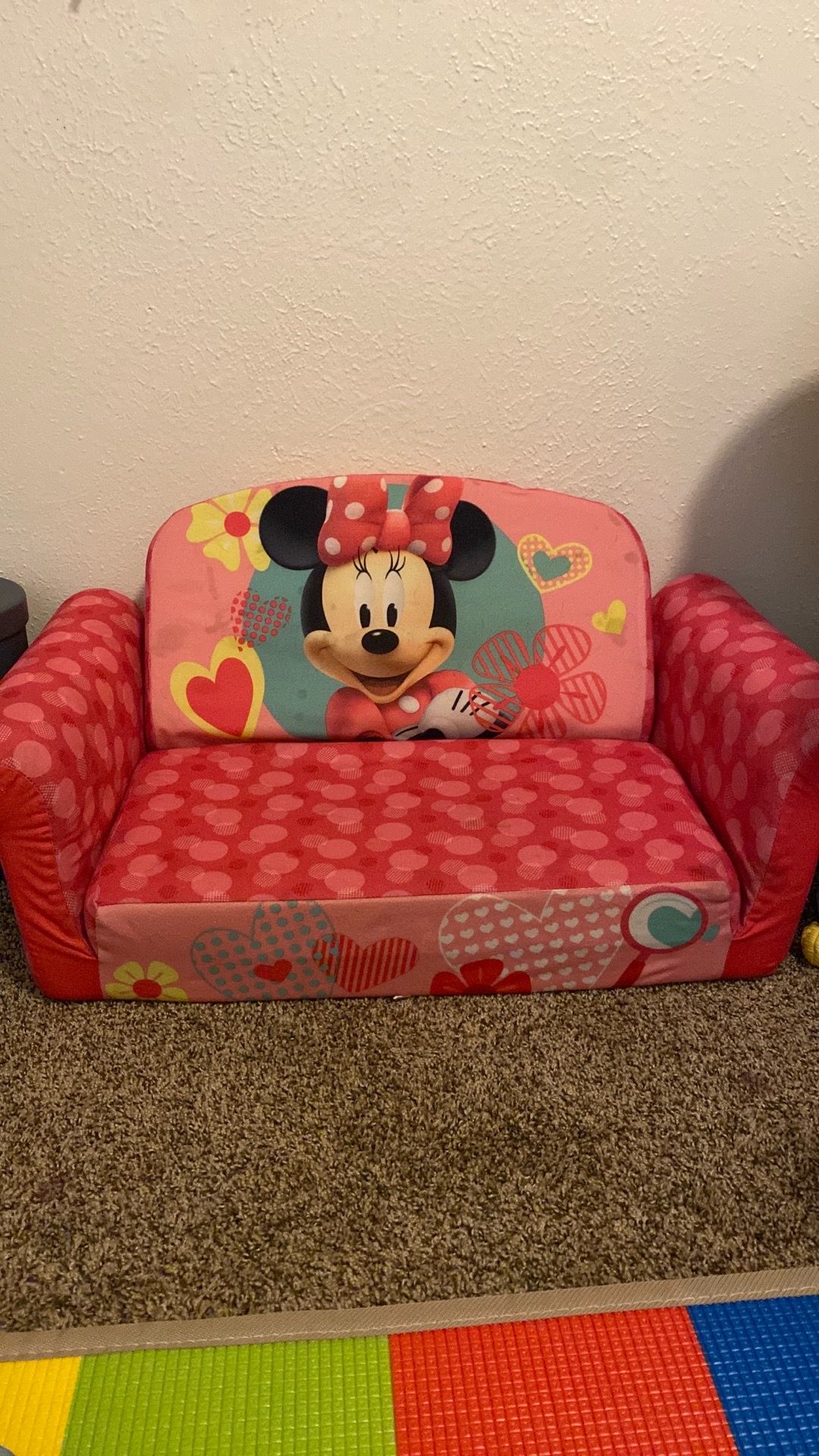 Minnie Mouse Chair