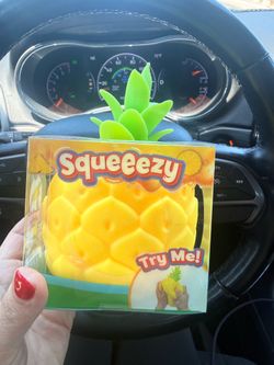 Squeeezy Pineapple