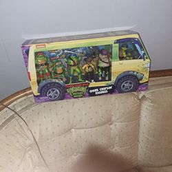 TMNT Mutant Mayhem Ooze Cruisin' Figures 