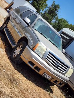 2003 Cadillac Escalade ESV
