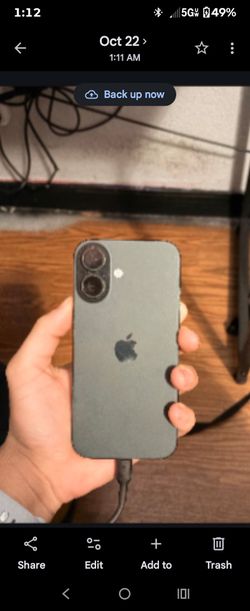 iPhone 16