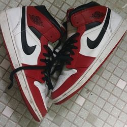SIZE 12 MEN Nike AIR JORDAN 1 CHICAGO 2020
