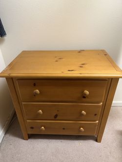 Eddie Bauer Dresser and Nightstand