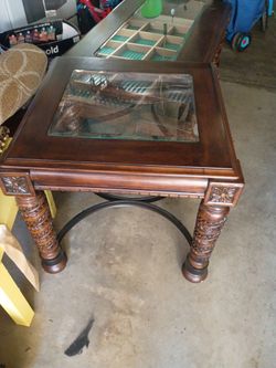 2 Tables