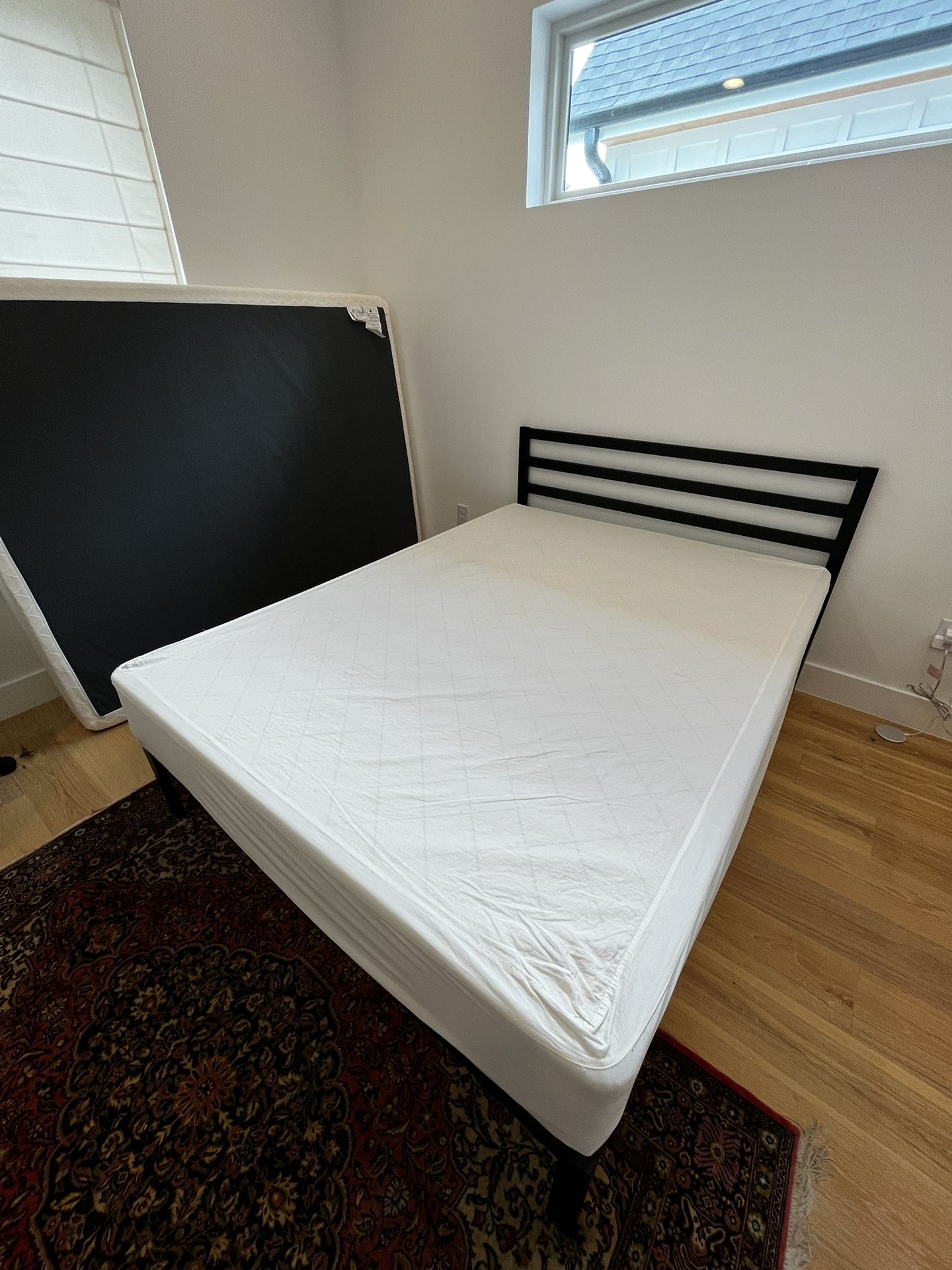 Queen Box Spring W/ Cover