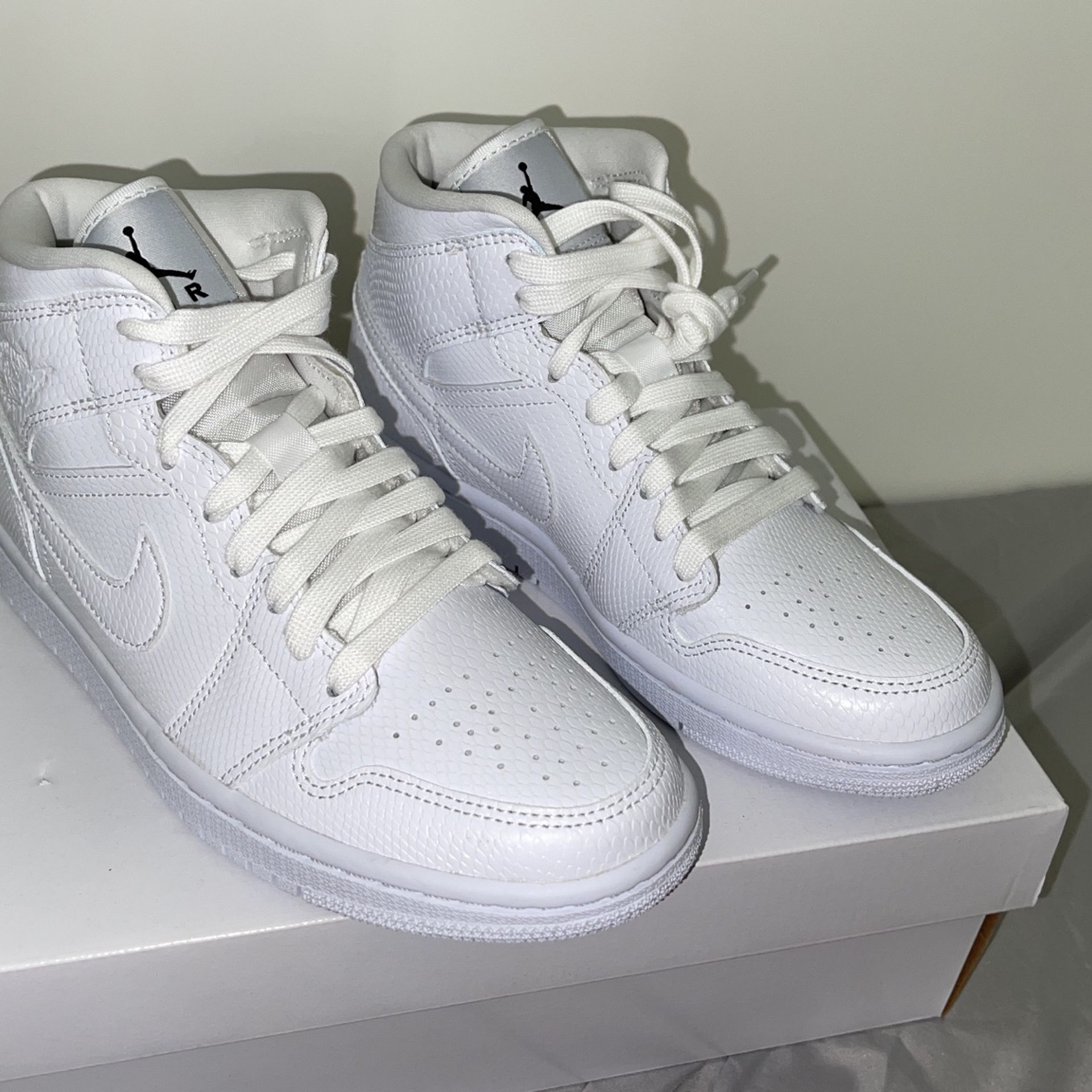 Womens Snakeskin Jordans