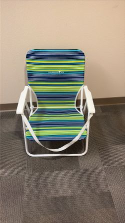 Blue And Yellow Stripe Beach Chain
