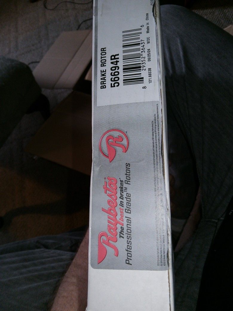 Raybestos Brake Rotor Set