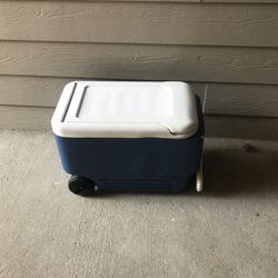 Igloo Wheelie Cool 38 QT