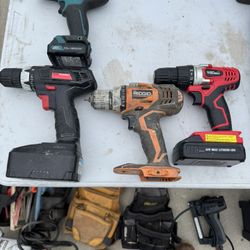 Drills No Chargers Some Have No Batteries 