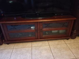 Entertainment Table