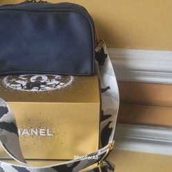 Yves Saint Laurent Pouch/CROSSBODY BAG 