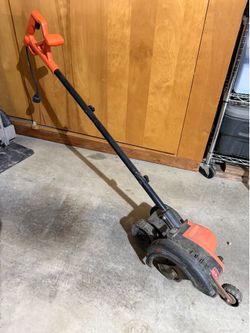 Black&Decker Electric Edge Trimmer