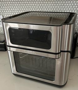 Air frier. Sur la Table.