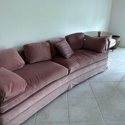 Vintage Dusty Rose Pink Curved Sofa - Retro Charm in Excellent Condition!
