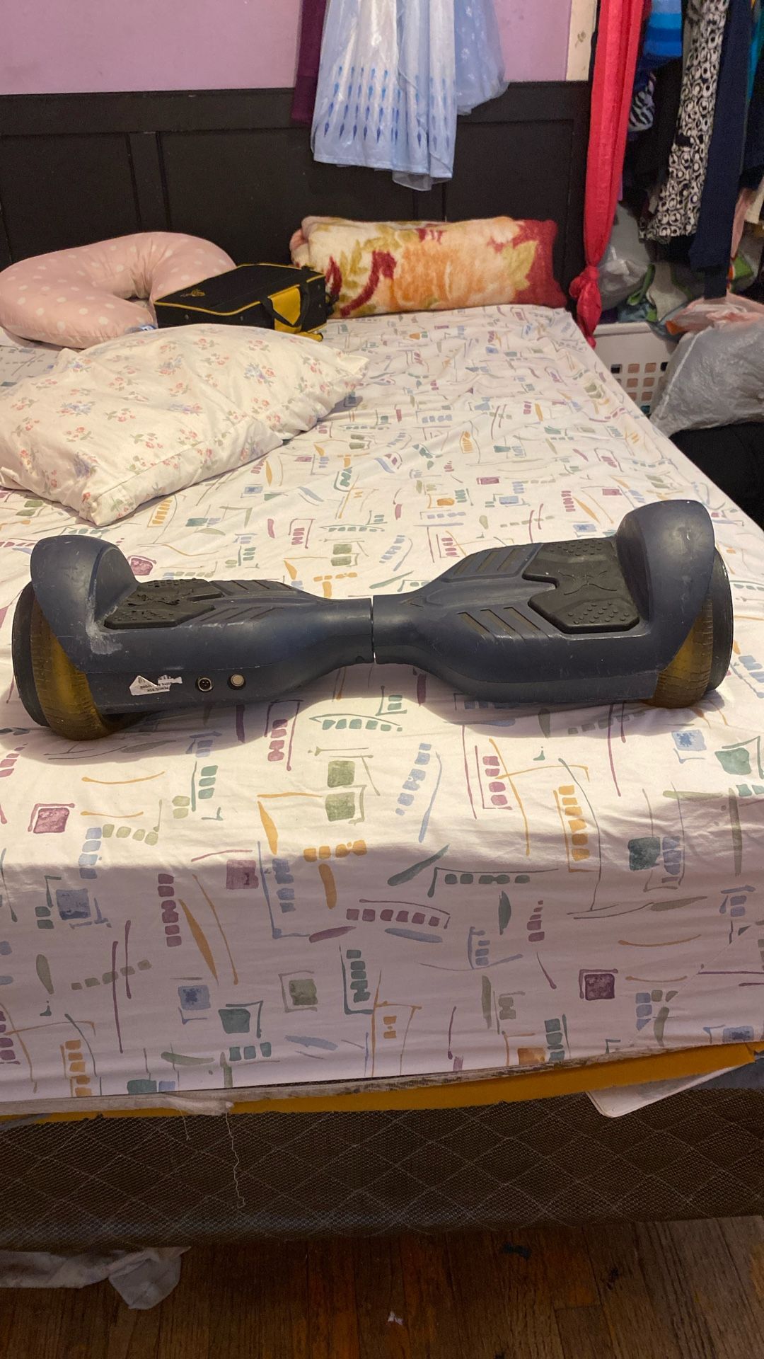 It comes with a charger hover board