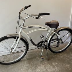 26” Schwinn Landmark 7-Speed Cruiser Bike