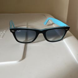 Ray Bans Sunglasses New Condition