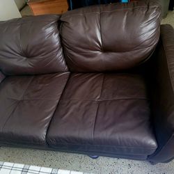 Loveseat Leather 