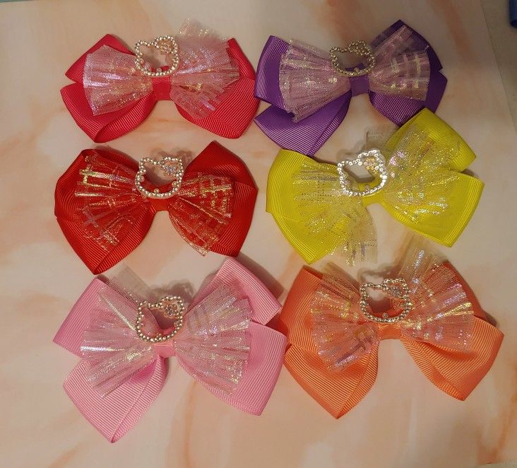 Hello Kitty Bow $1 Each