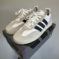 Adidas Sz 9 