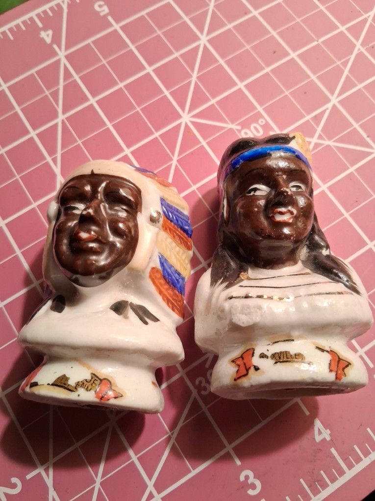VINTAGE NORTH AMERICAN INDIAN SALT AND PEPPER SHAKERS STAMPED JAPAN 