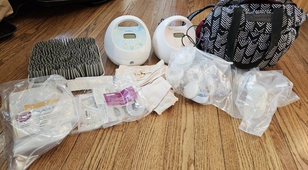 Specter 2 Breast Pump With ALL Attachments!