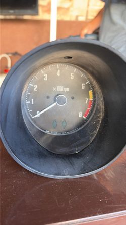 70 71 Datsun 240z OEM Tachometer Tach Rpm Meter Gauge